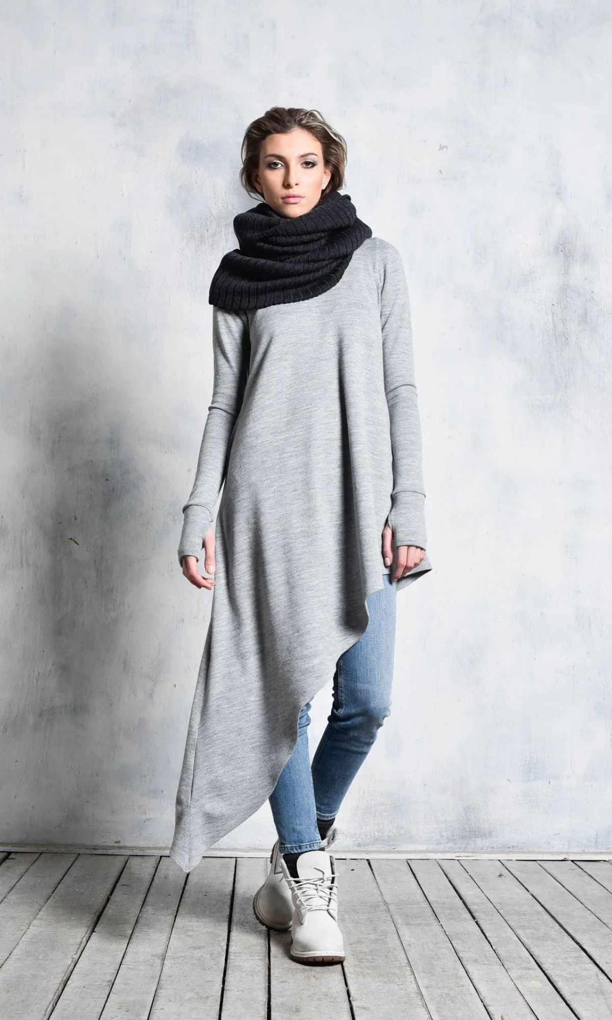 Aakasha  |Long Sleeves Plain Long Tunics