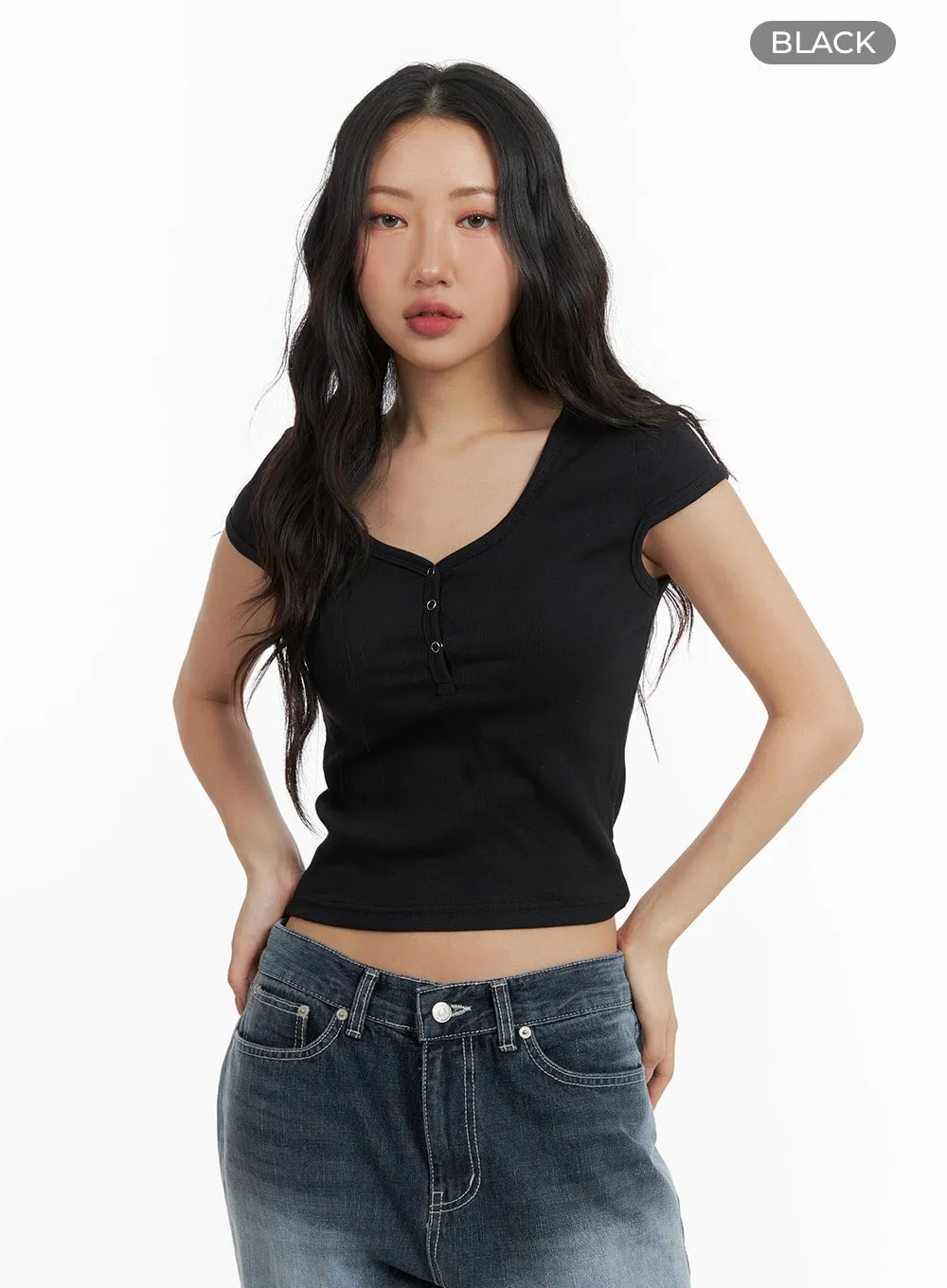 Button-Up Short Sleeve Crop Tee CM425