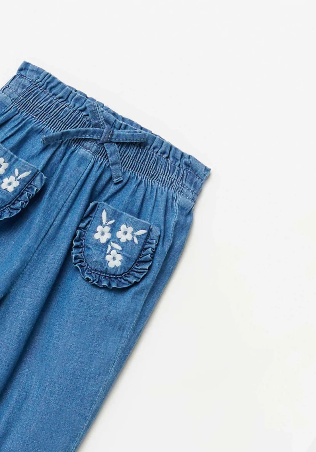 Denim Jean With Embroidered Pocket - Blue