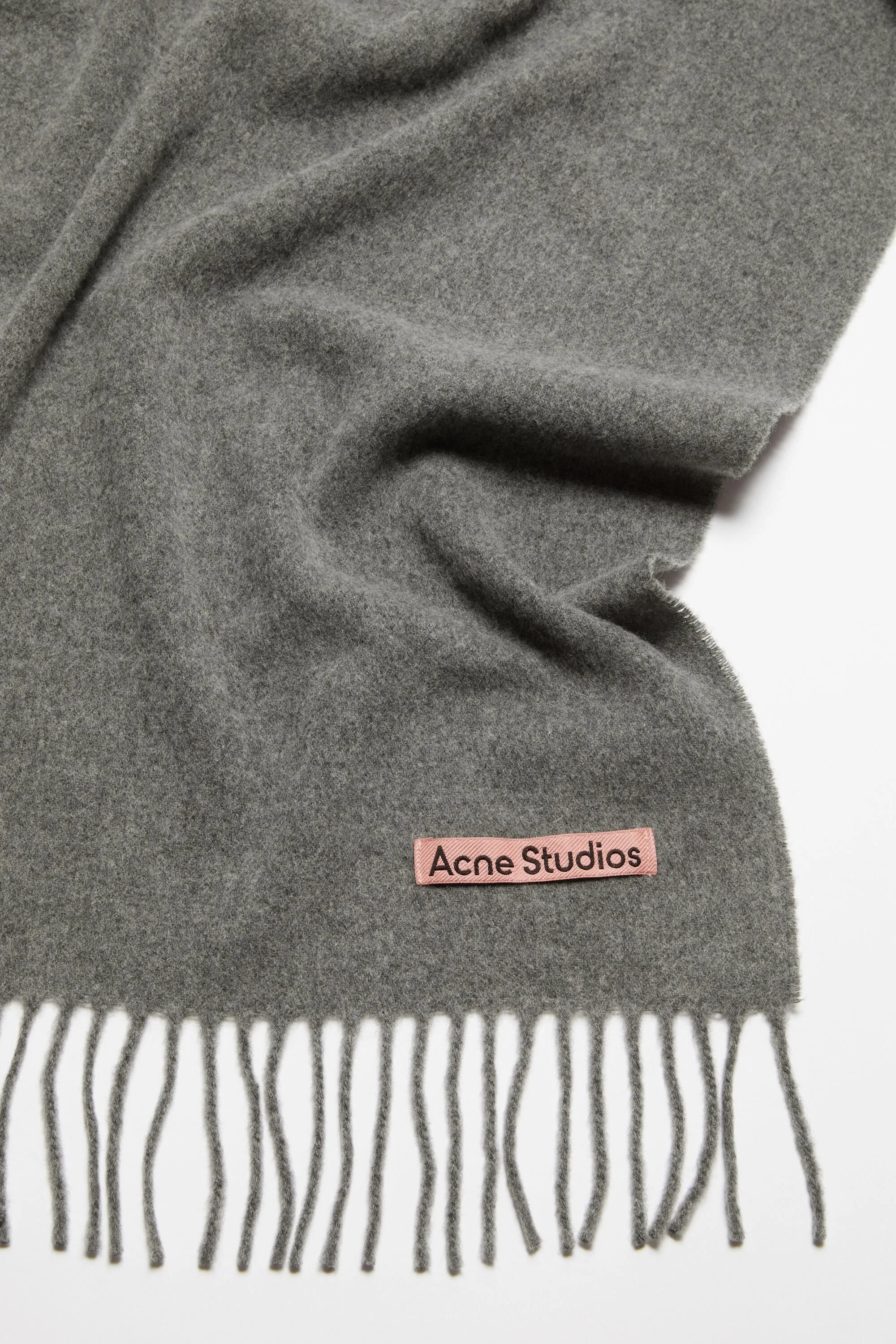 Fringe wool scarf – Narrow