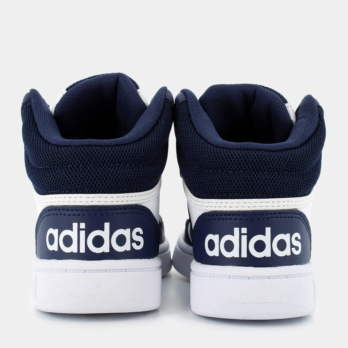 IG3717HOOPS 3.0 MID Kftwr white/dark blue/dark blue- SPORTIVE