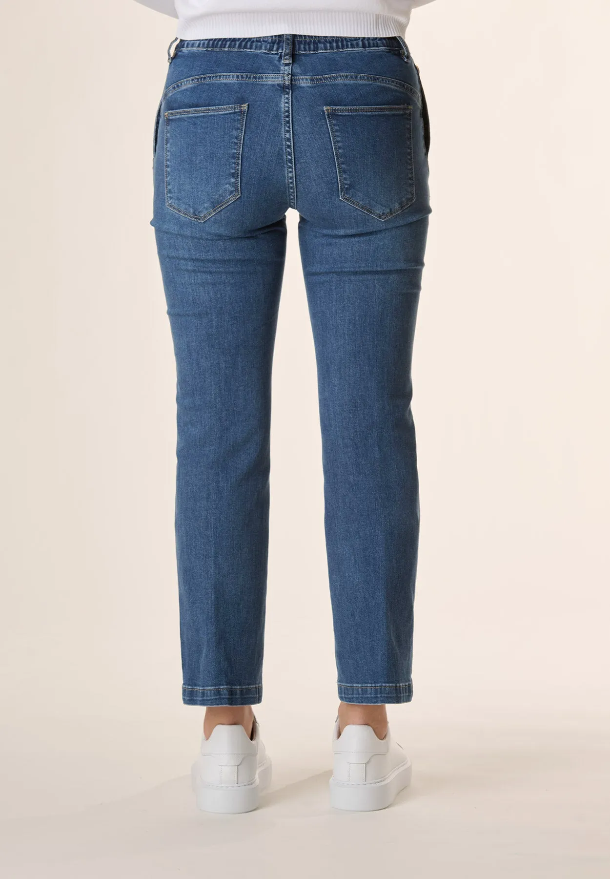 Jeans bottoni dorati denim stretch