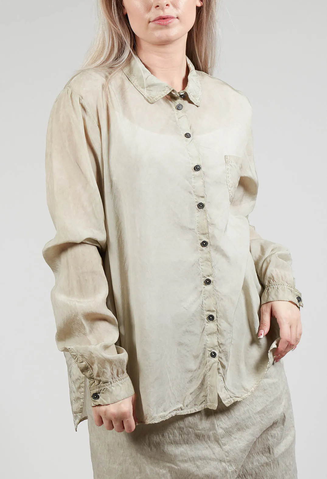 Lightweight Blouse in Straw Cloud