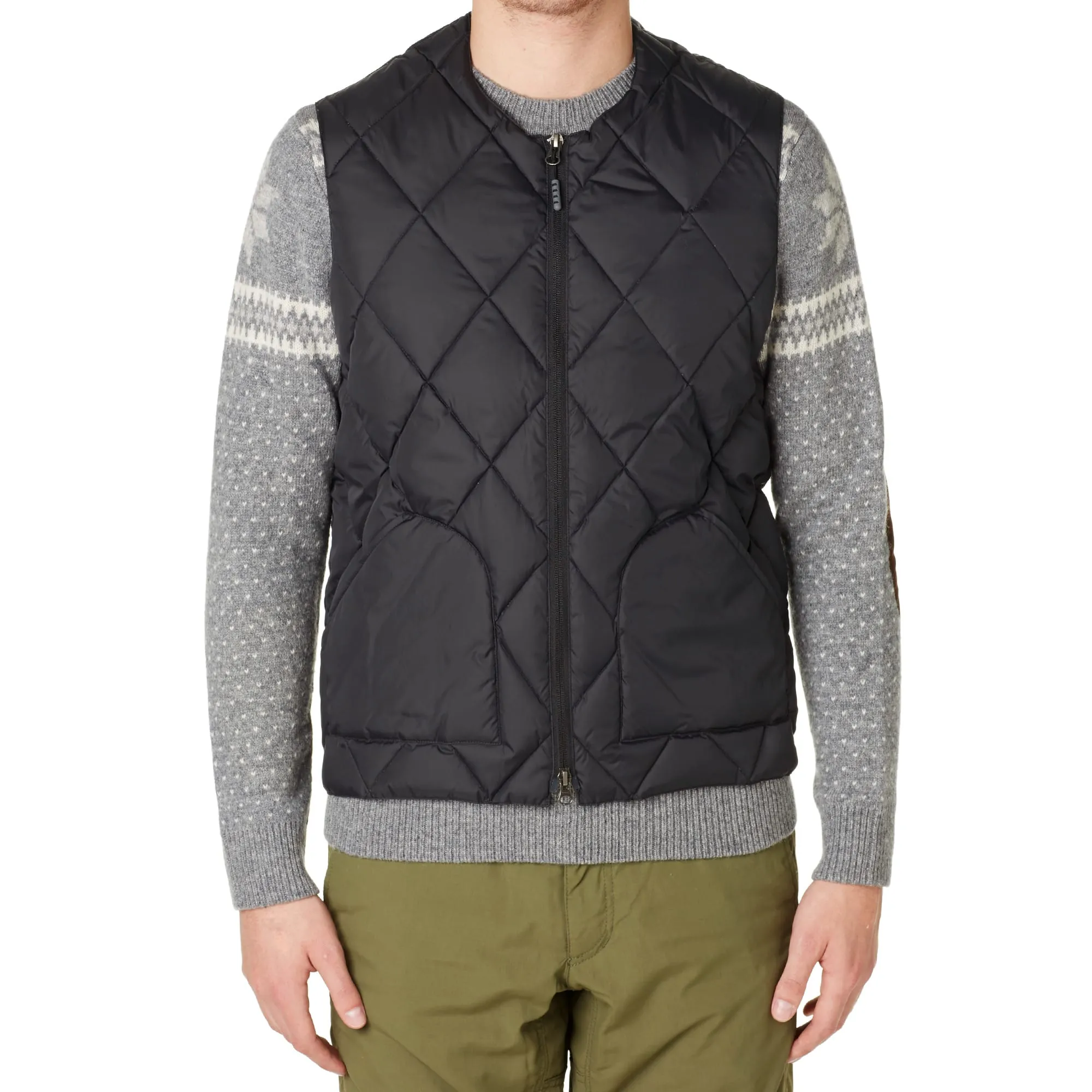 Mt. Rainier Design Quilted Down VestBlack