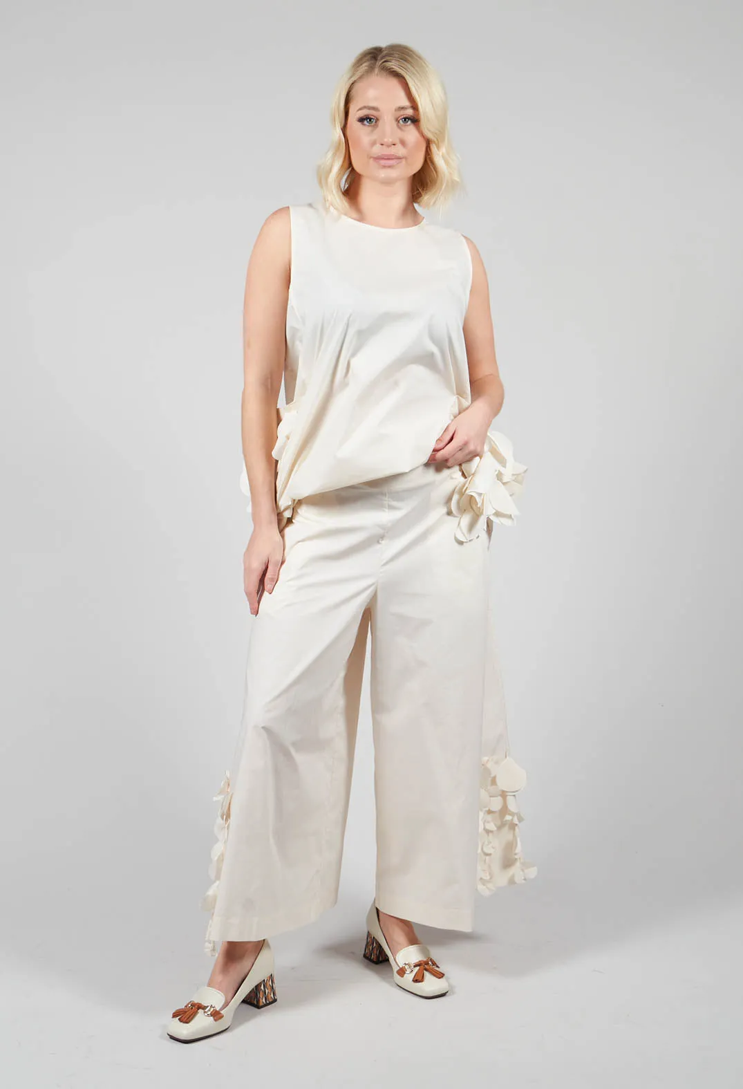 Pantalone Trousers in Cream