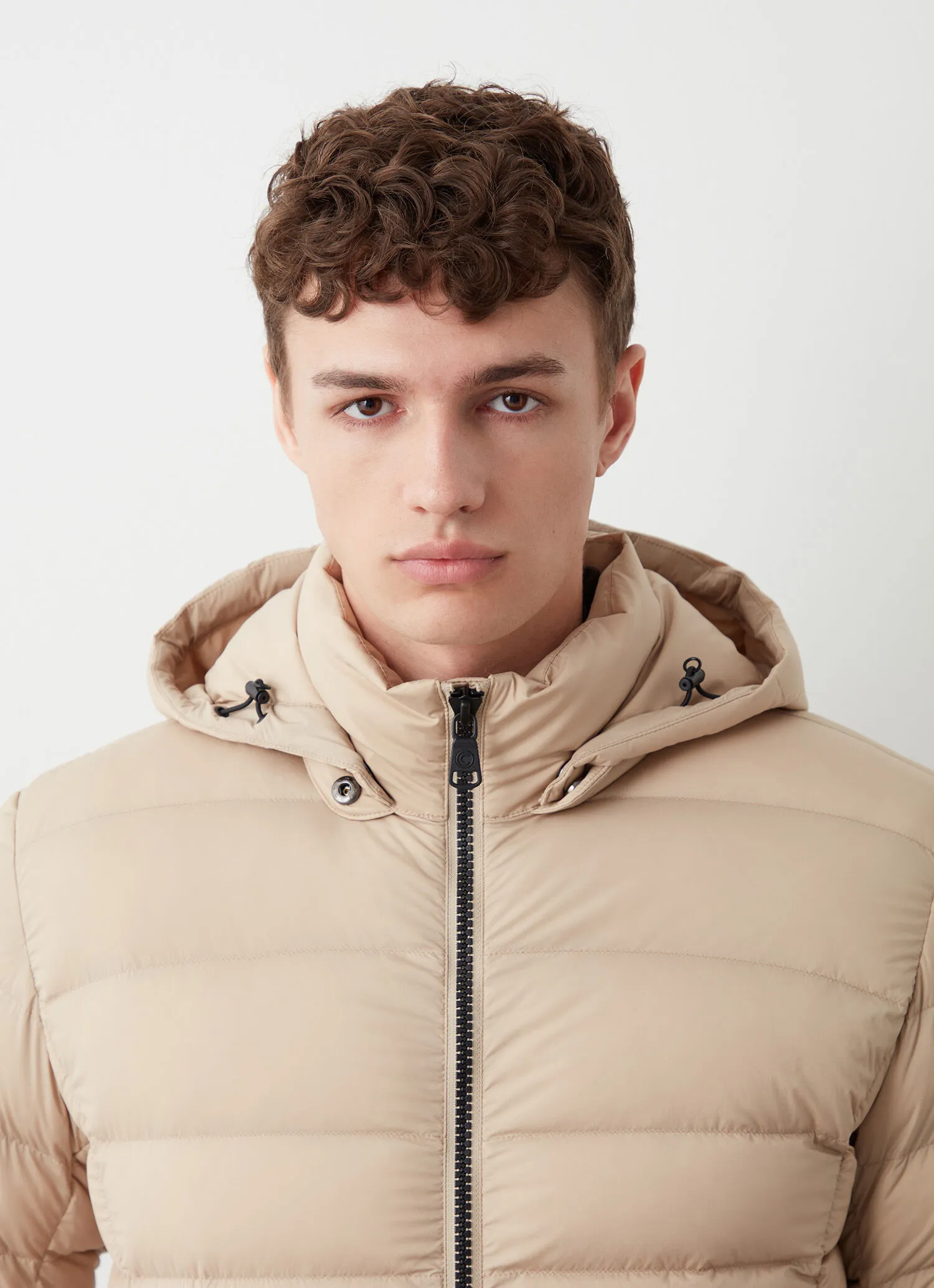 Super-matte stretch down jacket-