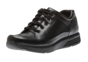 Trustride Waterproof Black Leather Lace-Up Sneaker