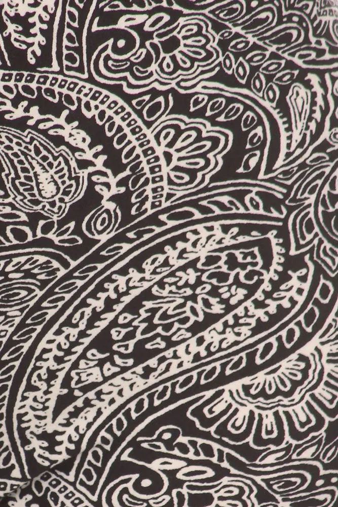 Women's Regular Gorgeous Paisley Pattern Print Leggings - Black White